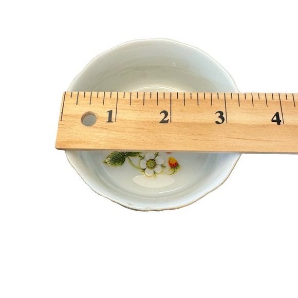 John Wagner & Sons Strawberry Basket Weave Small Bowl Ivyland PA Made in Japan - Picture 8 of 10